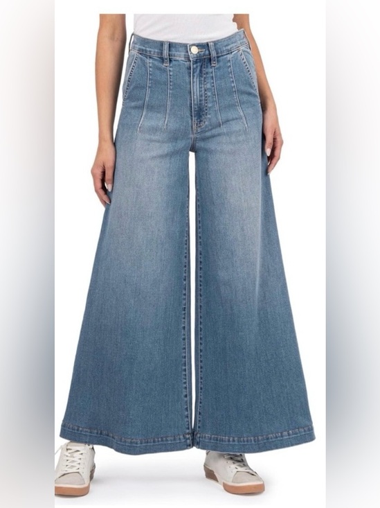 Kut from the Kloth Denim - KFTK Goldie Super Wide Leg Jeans Women’s Size 12 Darted High Rise Stretch Denim